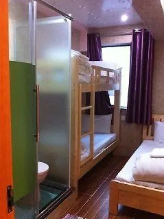 Kowloon New Hostel Hong Kong